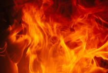 Fire mænd forbrændt ved arbejdsulykke - én i kritisk tilstand