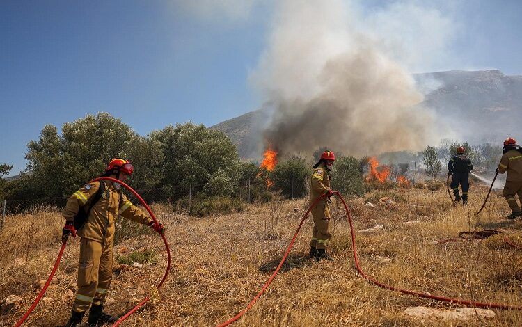 Udenrigsministeriet advarer danskere i Grækenland om naturbrande og storme.